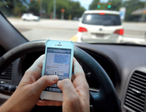 Drivers Who Use Cell Phones May Display Other Risky Behaviors